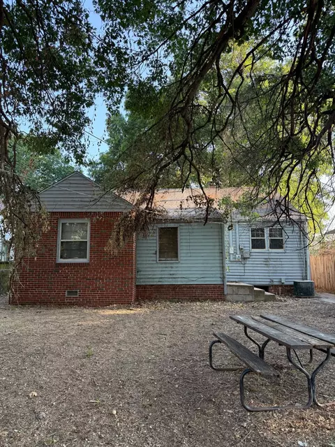 3335 E Jasper St, Tulsa, OK 74115 photo 2