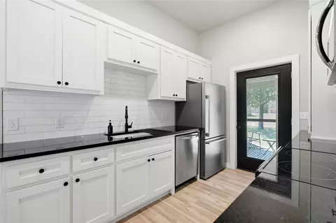 Kitchen - 420942 E 1168 Rd, Eufaula, OK 74432 photo 1 of 4