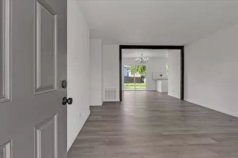Entry Way - 13178 E 29th St, Tulsa, OK 74134 photo 1 of 3