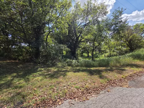 E Cliff View Drive, Vinita, OK 74301