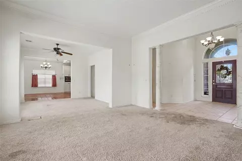 Living - 7136 E 82nd St, Tulsa, OK 74133 photo 4 of 7