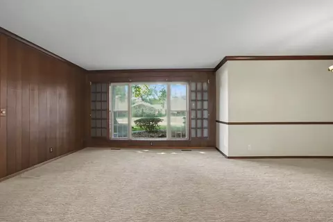 Living - 1713 E 60th St, Tulsa, OK 74105 photo 3 of 9