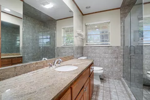 Bath - 1713 E 60th St, Tulsa, OK 74105 photo 1 of 4