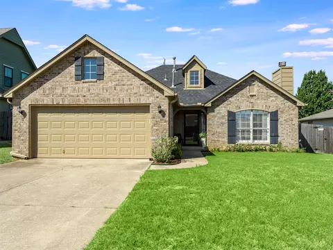 5420 Redbud Pl, Sand Springs, OK 74063