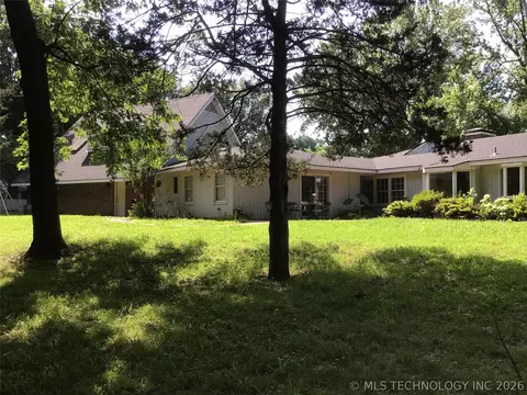 Exterior - 508 SE 17th St, Pryor, OK 74361 photo 2 of 3
