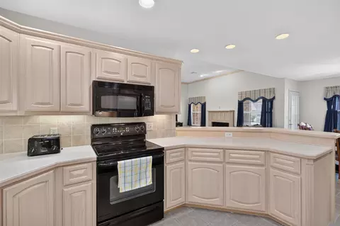Kitchen - 86 Maple Rd, Pryor, OK 74361 photo 7 of 7