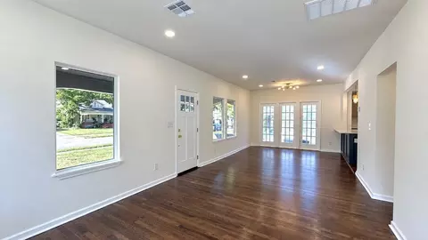 Living - 2239 E 8th St, Tulsa, OK 74104 photo 1 of 2