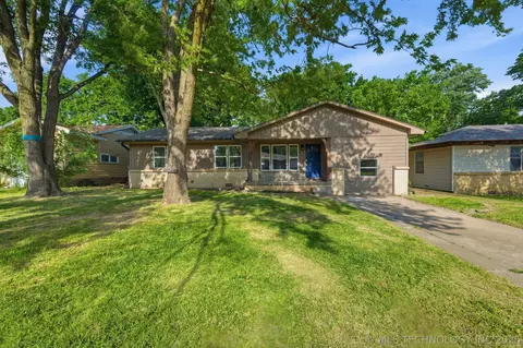 543 SE Wilshire Ave, Bartlesville, OK 74006