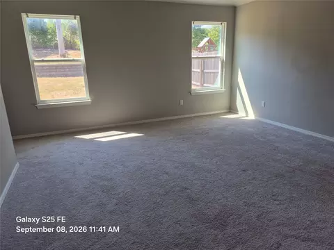 Living - 2109 E Winston St, Broken Arrow, OK 74012 photo 2 of 2