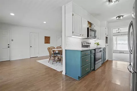 Kitchen - 3041 E 84th St, Tulsa, OK 74137 photo 3 of 3
