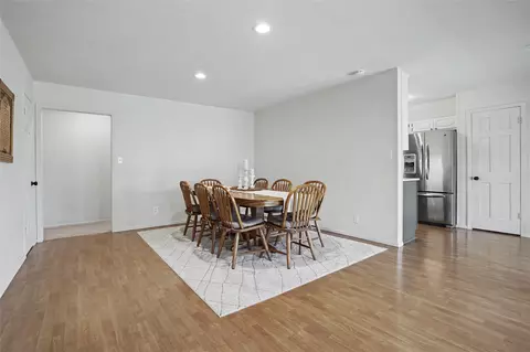 Dining - 3041 E 84th St, Tulsa, OK 74137 photo 1 of 2