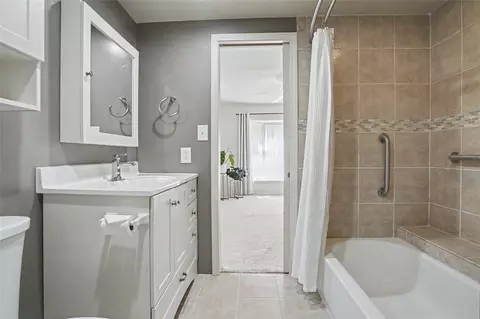 Bath - 3041 E 84th St, Tulsa, OK 74137 photo 4 of 5