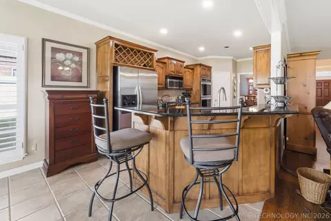 Kitchen - 7407 E Galveston Pl, Broken Arrow, OK 74014 photo 1 of 4