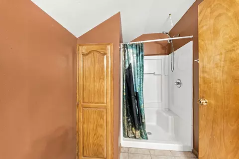 Bath - 768 E Main St, Adair, OK 74330 photo 4 of 4