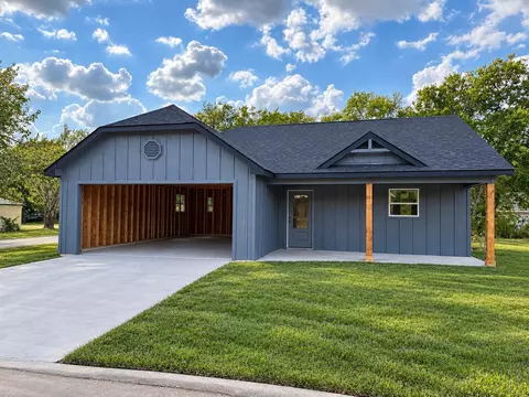 734 Coffey Ct, Marietta, OK 73448