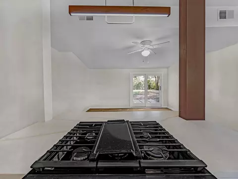 Kitchen - 7842 E Latimer Pl N, Tulsa, OK 74115 photo 3 of 4