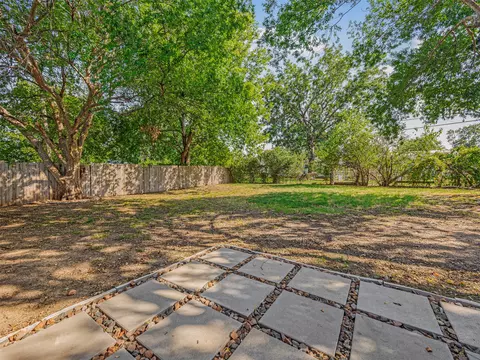 Exterior - 7842 E Latimer Pl N, Tulsa, OK 74115 photo 3 of 6
