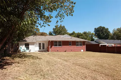 Exterior - 5312 E 3rd St, Tulsa, OK 74112 photo 5 of 7