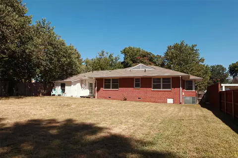 Exterior - 5312 E 3rd St, Tulsa, OK 74112 photo 7 of 7