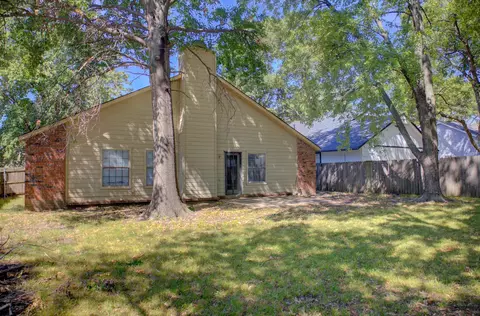 Exterior - 9007 S 77th East Pl, Tulsa, OK 74133 photo 6 of 8