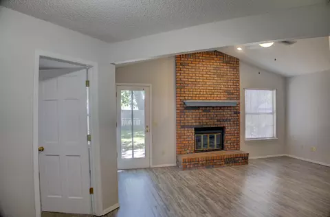 Living - 9007 S 77th East Pl, Tulsa, OK 74133 photo 7 of 7