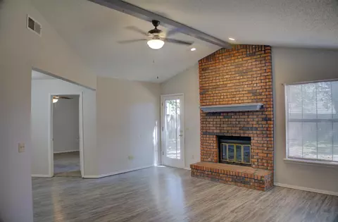 Living - 9007 S 77th East Pl, Tulsa, OK 74133 photo 2 of 7