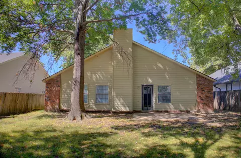 Exterior - 9007 S 77th East Pl, Tulsa, OK 74133 photo 7 of 8