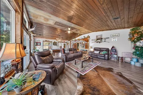 Living - 4082 E 4675 Rd, Adair, OK 74330 photo 3 of 3
