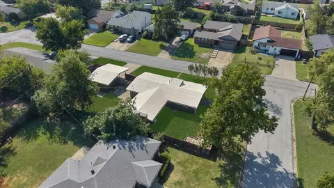 View/Area - 5803 E 25th Pl, Tulsa, OK 74114 photo 4 of 7