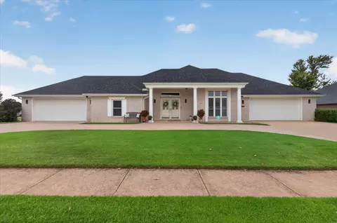 309 Parkhill Ln, Bartlesville, OK 74006