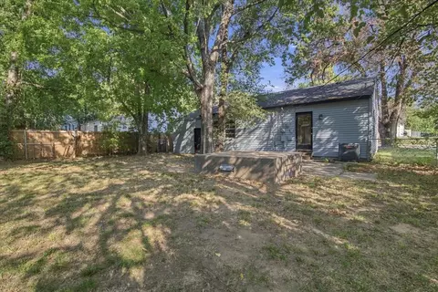 Exterior - 4528 E 4 Pl, Tulsa, OK 74112 photo 6 of 7