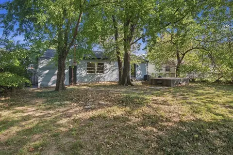 Exterior - 4528 E 4 Pl, Tulsa, OK 74112 photo 4 of 7