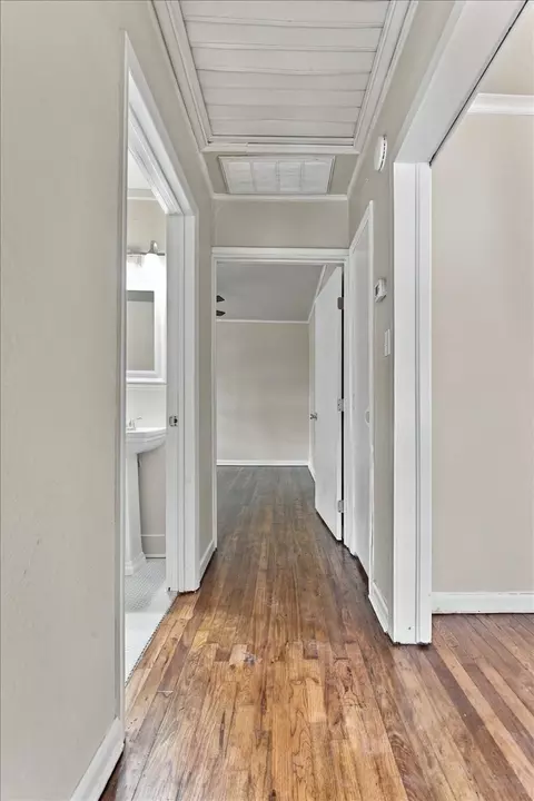 Entry Way - 4528 E 4 Pl, Tulsa, OK 74112 photo 1 of 1