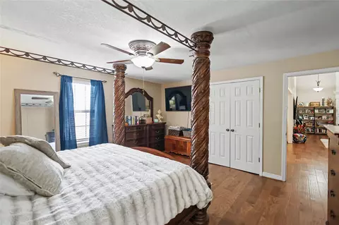 Bedroom - 469331 E 1105 Rd, Muldrow, OK 74948 photo 5 of 13