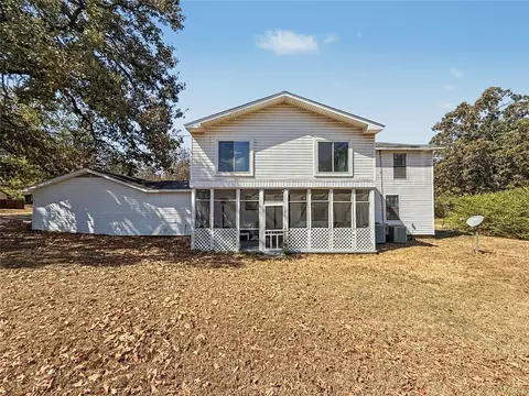 Exterior - 469331 E 1105 Rd, Muldrow, OK 74948 photo 12 of 19