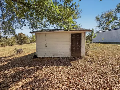 Exterior - 469331 E 1105 Rd, Muldrow, OK 74948 photo 15 of 19