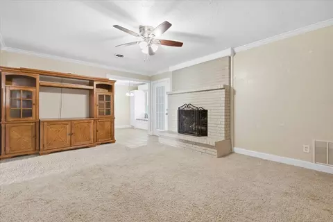 Living - 620 Ann, Ada, OK 74820 photo 3 of 4