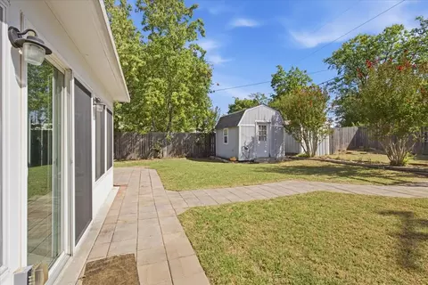 Exterior - 620 Ann, Ada, OK 74820 photo 3 of 5