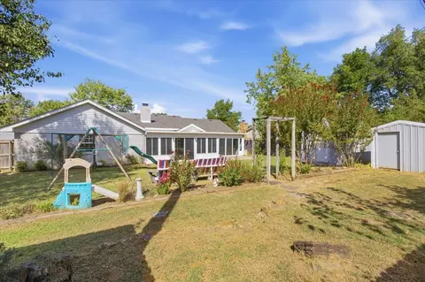 Exterior - 620 Ann, Ada, OK 74820 photo 4 of 5
