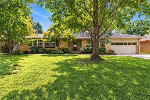 3738 45th St, Tulsa, OK 74135