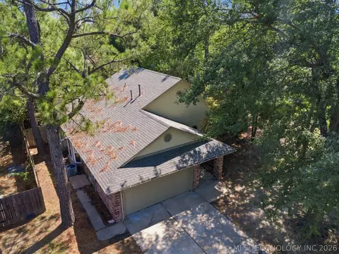 View/Area - 3903 S Walnut Pl, Broken Arrow, OK 74011 photo 3 of 3