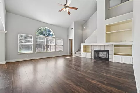 Living - 9822 E 83rd Pl, Tulsa, OK 74133 photo 1 of 16