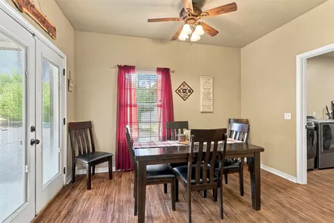 Dining - 2355 Bryan, Durant, OK 74701 photo 1 of 4