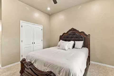 Bedroom - 2355 Bryan, Durant, OK 74701 photo 7 of 7