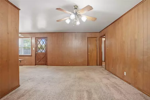 Living - 11029 E 26th Pl, Tulsa, OK 74129 photo 6 of 8