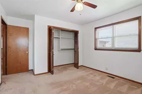 Bedroom - 11029 E 26th Pl, Tulsa, OK 74129 photo 4 of 7