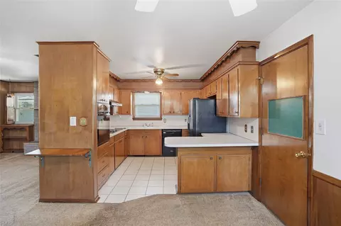 Kitchen - 11029 E 26th Pl, Tulsa, OK 74129 photo 1 of 4