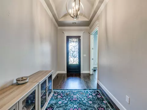 Entry Way - 2508 E Olympia St, Broken Arrow, OK 74014 photo 2 of 5