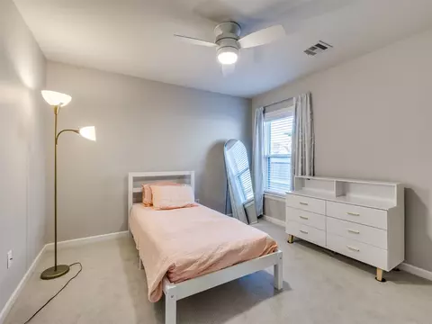 Bedroom - 2508 E Olympia St, Broken Arrow, OK 74014 photo 3 of 10