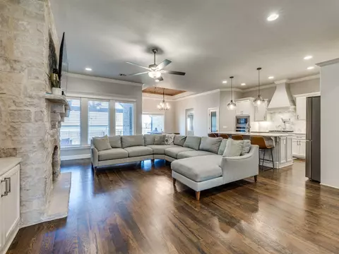 Living - 2508 E Olympia St, Broken Arrow, OK 74014 photo 1 of 5